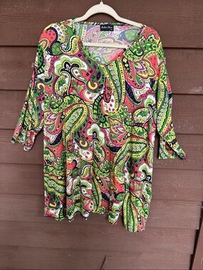 Southern Charm Paisley V-Neck Tunic in Pink & Green size 2XL
